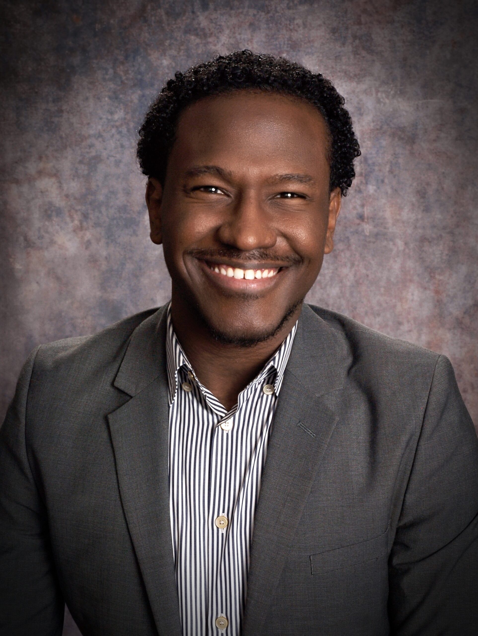 David Molfa headshot